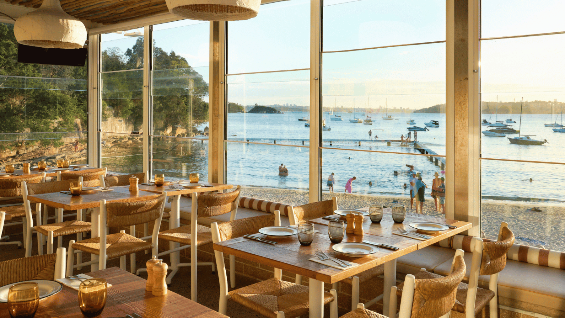 Ripples Little Manly dining room water view