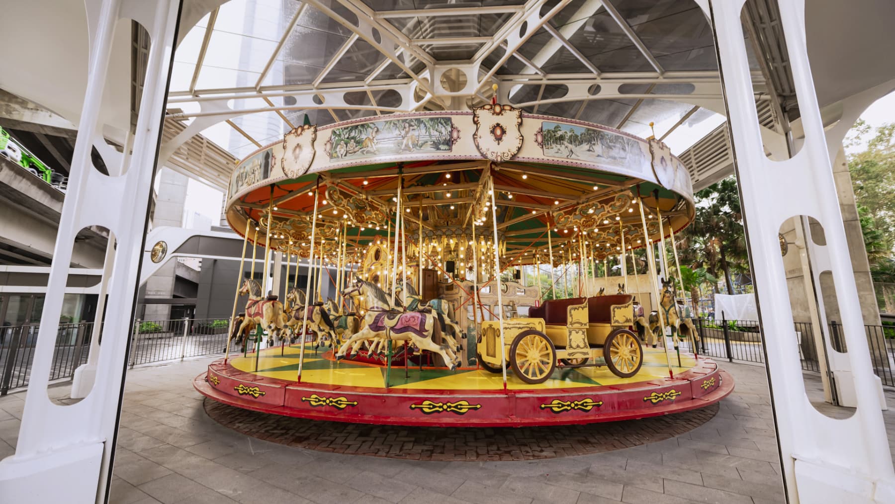 Darling Harbour's vintage carousel has reopened after eight years.