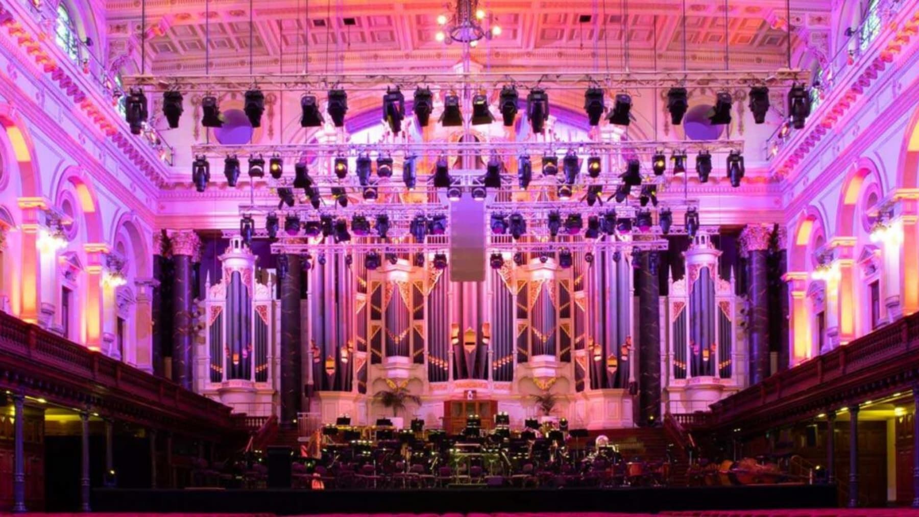 Sydney Town Hall hosting a concert