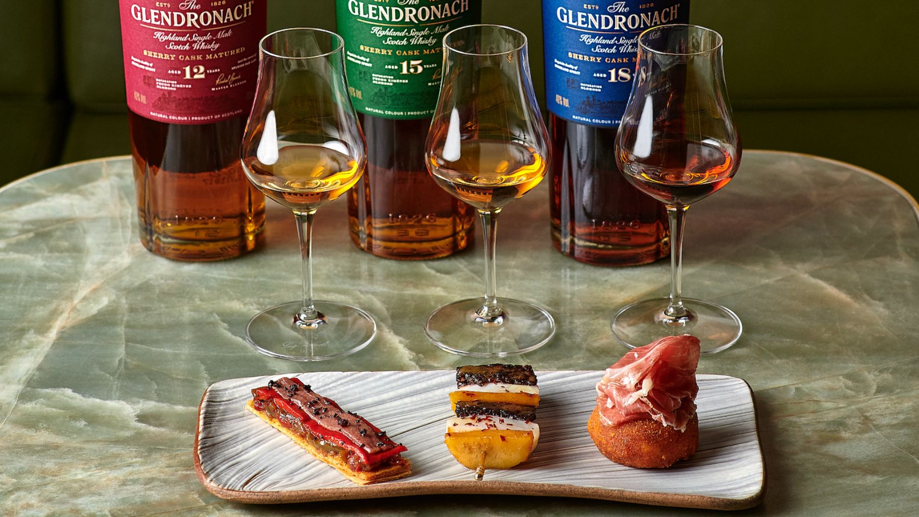 Three pintxos with whisky tasting at Gildas